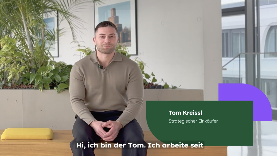 Tom, Strategischer Einkäufer